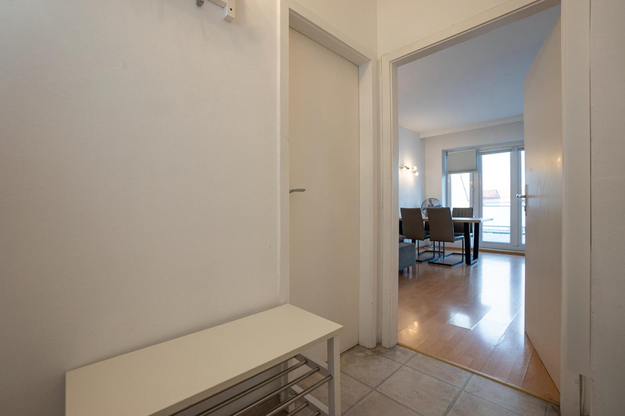 Apartment With A Private Terrace Located Right Near Belvedere Castle, 15 Minutes Away From Stephansdom Wenen Buitenkant foto